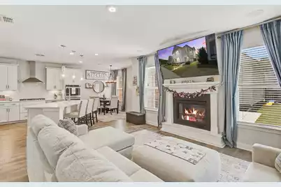 522 Spring Hollow Drive, Charleston, SC 29492 - Photo 5