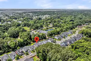 2251 Spring Hope Dr, Mount Pleasant, SC 29466 - Photo 7