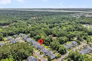 2251 Spring Hope Dr, Mount Pleasant, SC 29466 - Photo 5
