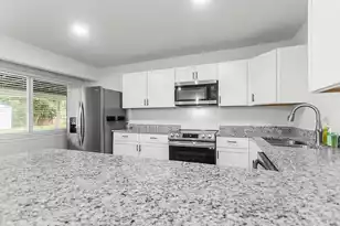 109 Camellia Rd, Goose Creek, SC 29445 - Photo 17