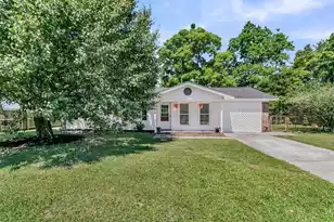 109 Camellia Rd, Goose Creek, SC 29445 - Photo 7