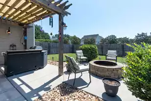 253 Cameron St, Summerville, SC 29486 - Photo 5