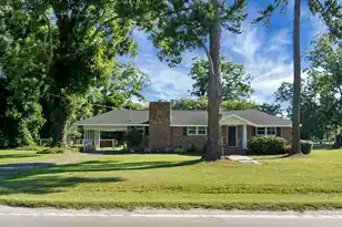 952 Main Street W, Harleyville, SC 29448 - Photo 3