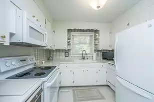 807 Bruce St, Charleston, SC 29412 - Photo 13