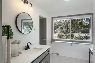 1318 Foster St, Charleston, SC 29407 - Photo 13