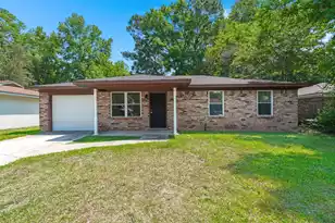 110 Bee St, Summerville, SC 29483 - Photo 1