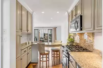 16 Logan Street #B, Charleston, SC 29401 - Photo 11