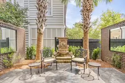16 Logan Street #B, Charleston, SC 29401 - Photo 19