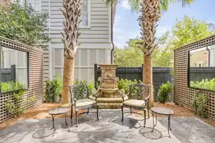 16 Logan St, Charleston, SC 29401 - Photo 19