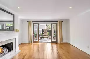 16 Logan St, Charleston, SC 29401 - Photo 17