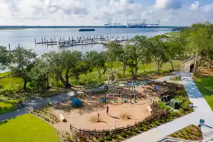 530 Helmsman St, Charleston, SC 29492 - Photo 27