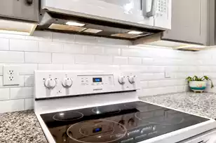 300 Yellow Hawthorn Cir, Summerville, SC 29483 - Photo 25