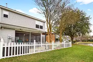 300 Yellow Hawthorn Cir, Summerville, SC 29483 - Photo 57