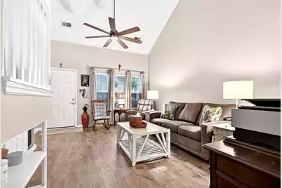 300 Yellow Hawthorn Circle, Summerville, SC 29483 - Photo 11