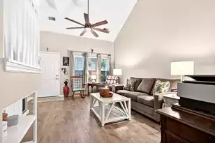 300 Yellow Hawthorn Cir, Summerville, SC 29483 - Photo 11
