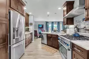 1819 Parc Vue, Mount Pleasant, SC 29464 - Photo 5
