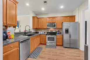 213 Hemingway Cir, Summerville, SC 29483 - Photo 9