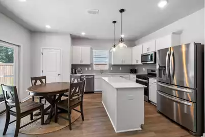 732 Meadowbrook Lane, Summerville, SC 29486 - Photo 5