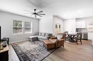 732 Meadowbrook Ln, Summerville, SC 29486 - Photo 3