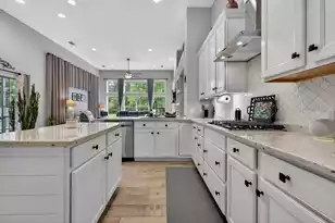 1561 Ashley Garden Blvd, Charleston, SC 29414 - Photo 21