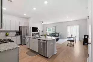 517 Spanish Wells Rd, Summerville, SC 29486 - Photo 5
