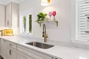 61 Maple St, Charleston, SC 29403 - Photo 17