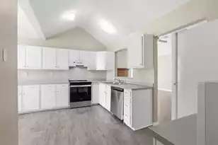 529 Beechcraft St, Charleston, SC 29407 - Photo 9
