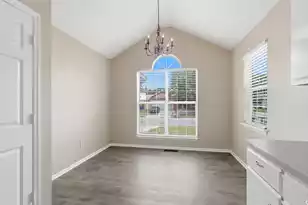 529 Beechcraft St, Charleston, SC 29407 - Photo 11