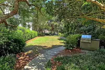 67 Legare Street #104, Charleston, SC 29401 - Photo 5