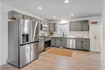 702 Palmetto Street N, Summerville, SC 29483 - Photo 11