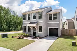 1056 Berry Patch Cir, Summerville, SC 29485 - Photo 1