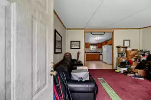 127 Schultz Lake Rd, Summerville, SC 29483 - Photo 7