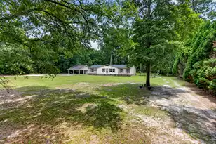 127 Schultz Lake Rd, Summerville, SC 29483 - Photo 3