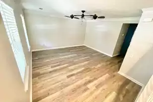 2160 Kings Gate Ln, Mount Pleasant, SC 29466 - Photo 3