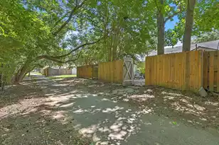 1561 Blaze Ln, Charleston, SC 29412 - Photo 33