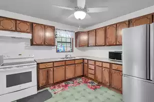 360 Smith Street W, Summerville, SC 29485 - Photo 13