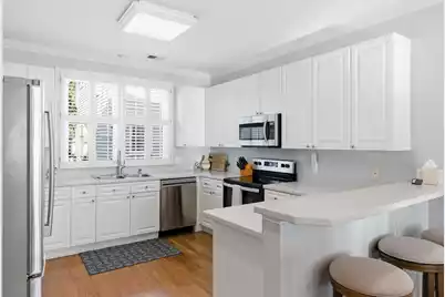 13 Kirkland Lane, Charleston, SC 29401 - Photo 5