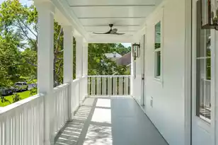 914 Lakeview Dr, Mount Pleasant, SC 29464 - Photo 51