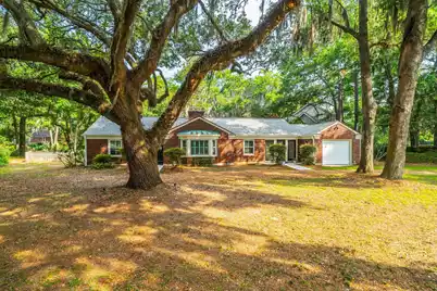 562 Fort Johnson Road, Charleston, SC 29412 - Photo 3