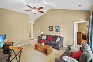 7677 Eagle Lake Rd, North Charleston, SC 29418 - Photo 5