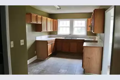 509 E Moore Street, Olanta, SC 29114 - Photo 3