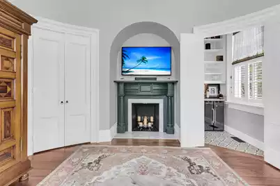 126 Ionsborough Street, Mount Pleasant, SC 29464 - Photo 9