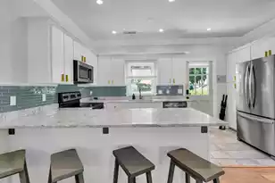 1462 Point Ln N, Mount Pleasant, SC 29464 - Photo 17