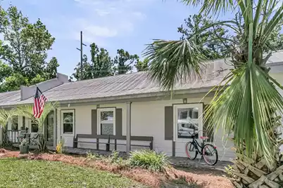 1462 Point Lane N #B, Mount Pleasant, SC 29464 - Photo 5