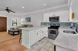 1462 Point Ln N, Mount Pleasant, SC 29464 - Photo 15