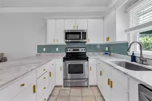 1462 Point Ln N, Mount Pleasant, SC 29464 - Photo 19
