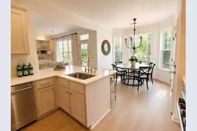 1627 Ellsworth Street, Mount Pleasant, SC 29466 - Photo 5