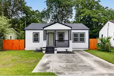 2136 Commander Road, North Charleston, SC 29405 - Photo 1