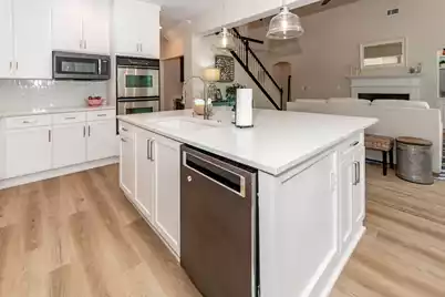 1752 James Basford Place, Mount Pleasant, SC 29466 - Photo 5