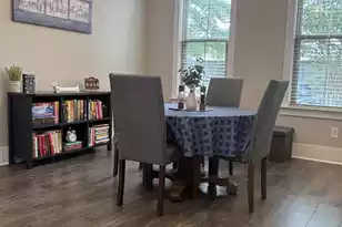 224 Oak Park St, Summerville, SC 29486 - Photo 5